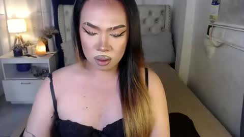 Rebeca online show from 01-11-25, 05:51