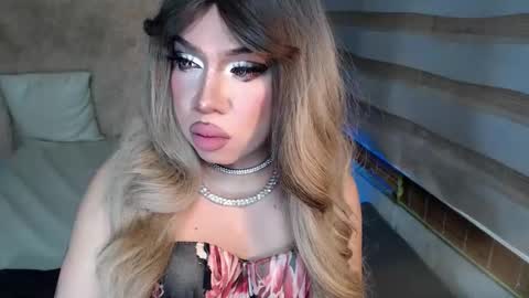 Rebeca online show from 12-01-25, 06:02