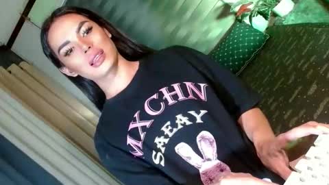 lovelymiss_shyna11 online show from 02-18-26, 09:38