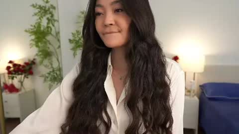 Snapshot of lovelynightt chatting on 06-29-26, 10:59 kim online show from 06-29-26, 10:59
