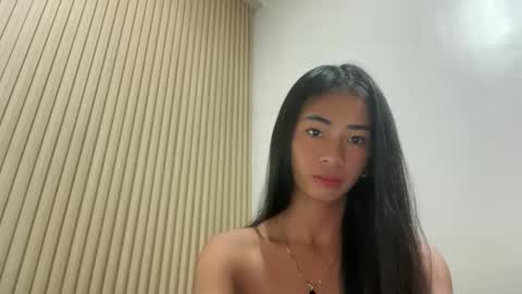Snapshot of lovelyours_kishia chatting on 04-04-26, 12:35 lovelyours_kishia online show from 04-04-26, 12:35