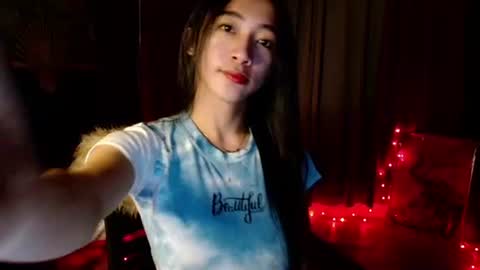 lovelypetite143 online show from 02-20-26, 06:26