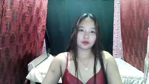 Snapshot of lovelypinay2 chatting on 02-16-25, 11:27 lovelypinay2 online show from 02-16-25, 11:27