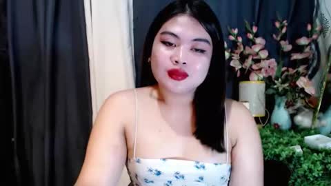 Snapshot of lovelyrhean chatting on 11-08-25, 02:56 Rhean online show from 11-08-25, 02:56