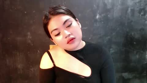 Rhean online show from 12-20-25, 03:02