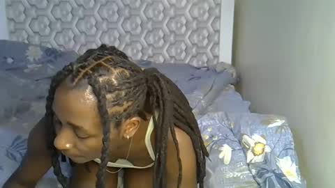 lovelytin online show from 09-28-25, 10:48