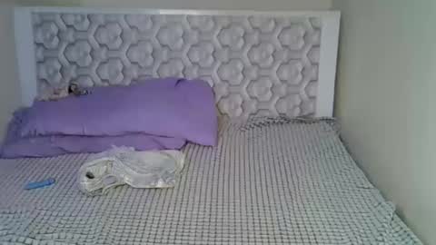 lovelytin online show from 01-11-26, 06:57