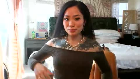 Snapshot of lovelyxmacii chatting on 02-12-26, 07:53 lovelyxmacii online show from 02-12-26, 07:53