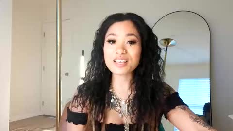 Snapshot of lovelyxmacii chatting on 03-02-26, 01:30 lovelyxmacii online show from 03-02-26, 01:30