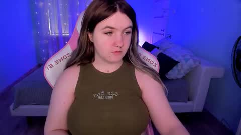 Snapshot of lovelyy_julia chatting on 02-21-26, 05:52 Julia online show from 02-21-26, 05:52