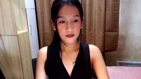 loveme_fiona online show from 11-18-25, 04:39