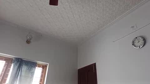 Snapshot of lovemeinbay chatting on 03-02-26, 08:43 Romantic Boy online show from 03-02-26, 08:43