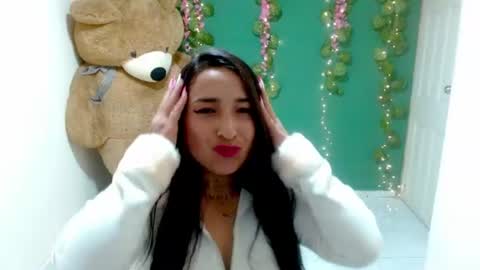 lovenaomi86567 online show from 07-11-26, 01:58