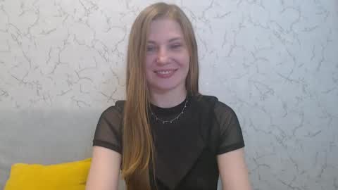 Snapshot of lovepeanutgirl chatting on 02-03-25, 01:30 Mary Love online show from 02-03-25, 01:30