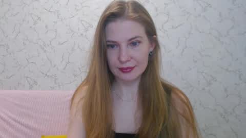 Snapshot of lovepeanutgirl chatting on 02-19-25, 02:01 Mary Love online show from 02-19-25, 02:01