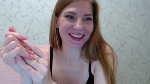 Snapshot of lovepeanutgirl chatting on 09-20-25, 03:02 Mary Love online show from 09-20-25, 03:02