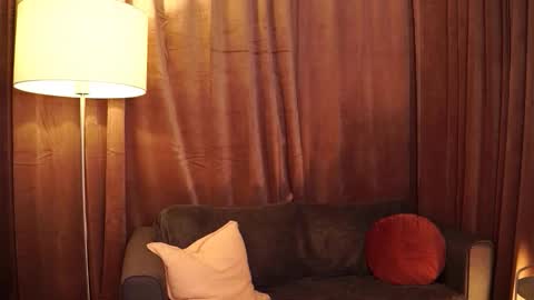 Snapshot of lovepilll_ chatting on 09-15-25, 07:58 TakeUrPill online show from 09-15-25, 07:58