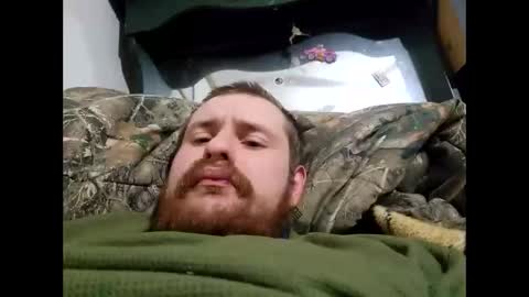 Lovepussy1998xb online show from 12-21-24, 01:42