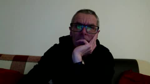 lovepvcearly50s online show from 11-15-25, 08:05