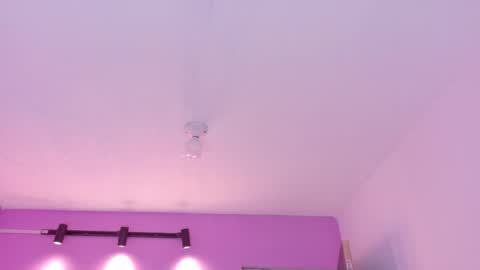 L O V E  online show from 03-26-26, 11:27