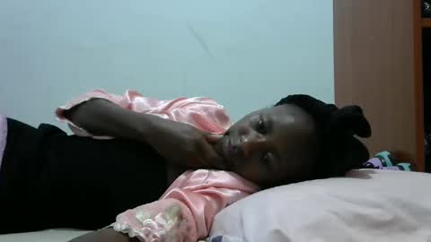 lovergal222 online show from 01-17-25, 06:47