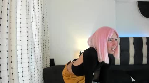 loverisu online show from 10-04-25, 07:34