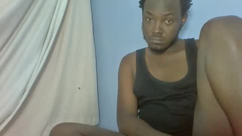 Snapshot of lovers_corner001 chatting on 06-09-26, 03:29 lovers_corner001 online show from 06-09-26, 03:29