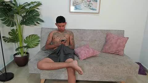 LILLY AND TRAVIS  online show from 02-09-26, 11:20