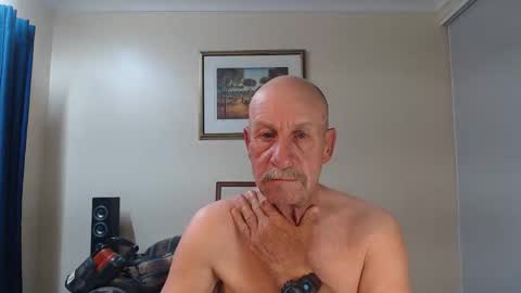 Lovesblackazz online show from 09-26-25, 05:44