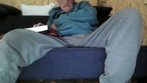 just here to have fun and cum online show from 10-31-25, 07:26