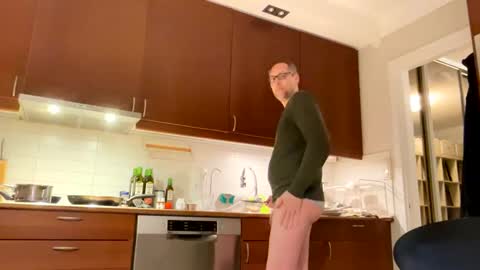 loveshine_ online show from 03-02-25, 06:08