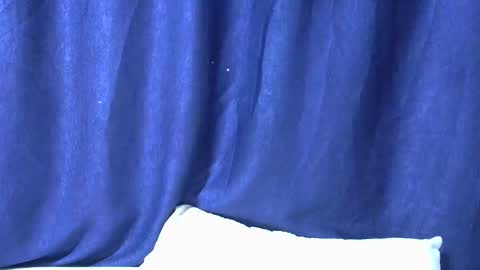 loveslut_ online show from 11-23-25, 07:52