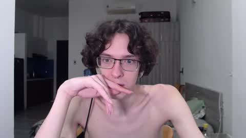 LovesomeCookie online show from 12-04-25, 06:16