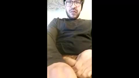 Snapshot of lovesounddistortion25 chatting on 04-21-26, 07:47 lovesounddistortion25 online show from 04-21-26, 07:47