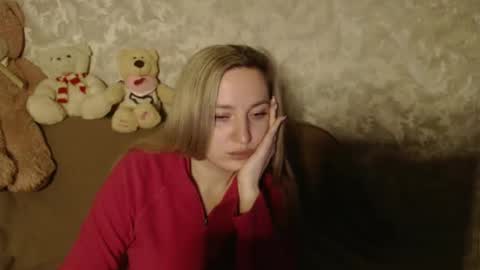 Snapshot of lovesrebecca chatting on 01-28-25, 02:00 LovesRebecca online show from 01-28-25, 02:00