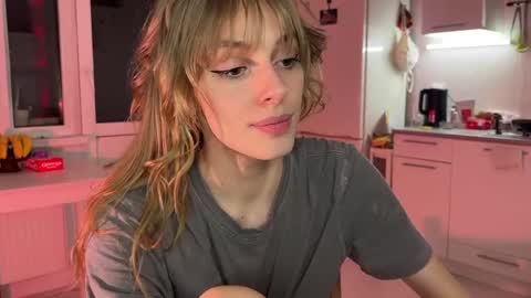 lovesstation online show from 01-28-25, 03:04