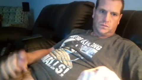 Snapshot of lovetocum37 chatting on 11-03-25, 07:37 lovetocum37 online show from 11-03-25, 07:37