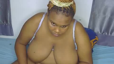 Snapshot of loveytiana chatting on 03-03-26, 06:03 loveytiana online show from 03-03-26, 06:03