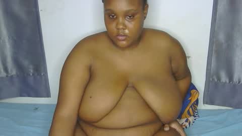 Snapshot of loveytiana chatting on 03-14-26, 08:25 loveytiana online show from 03-14-26, 08:25