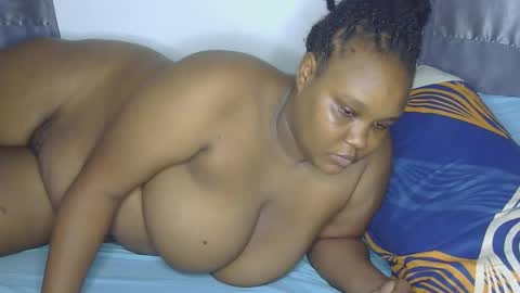 Snapshot of loveytiana chatting on 03-18-26, 07:55 loveytiana online show from 03-18-26, 07:55