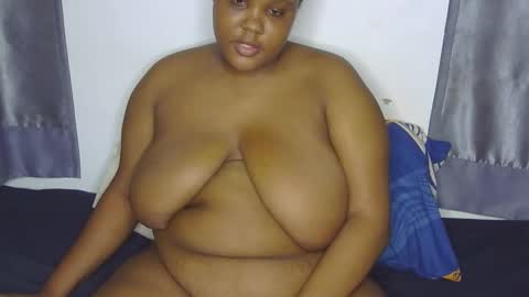 Snapshot of loveytiana chatting on 03-21-26, 07:02 loveytiana online show from 03-21-26, 07:02