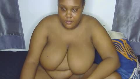 Snapshot of loveytiana chatting on 03-25-26, 06:19 loveytiana online show from 03-25-26, 06:19