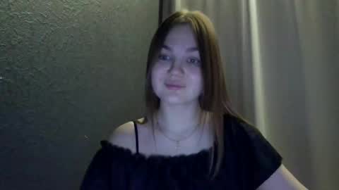 loviesimone online show from 12-18-25, 08:59