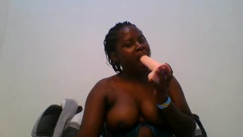 loviett online show from 07-28-26, 02:57