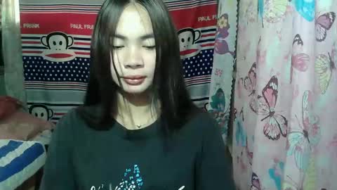 Snapshot of loving_rhean chatting on 05-18-26, 01:45 loving_rhean online show from 05-18-26, 01:45