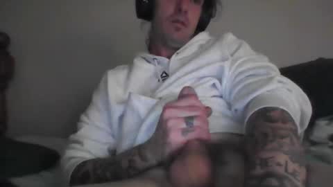 Snapshot of lowkey7486 chatting on 02-25-26, 11:09 Lowkey online show from 02-25-26, 11:09