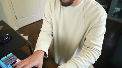 Snapshot of lowllee chatting on 12-02-24, 02:08 Lee online show from 12-02-24, 02:08