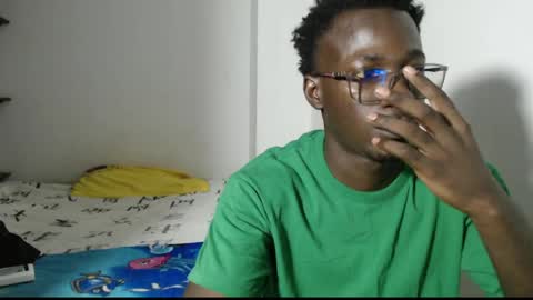 Snapshot of lowmay_palacios chatting on 04-16-26, 12:44 Lowmay palacios online show from 04-16-26, 12:44