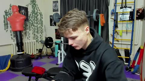 VECTORSTEVEPVT IS OPEN online show from 12-04-24, 07:06