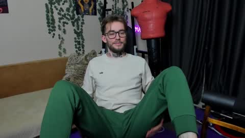 VECTORSTEVEPVT IS OPEN online show from 01-23-25, 12:04